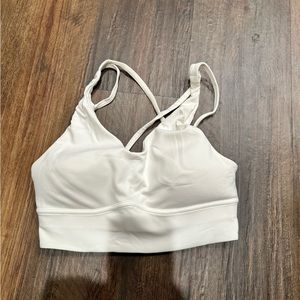 White lululemon sports bra size 4-6